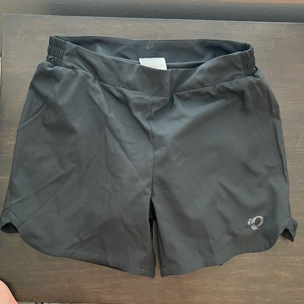Pearl Izumi lined padded bike shorts